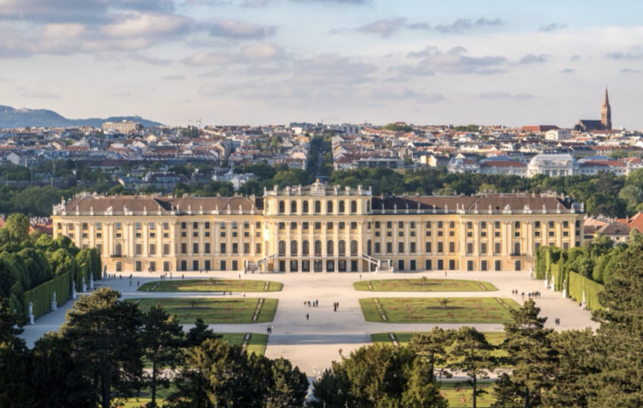 Schönbrunn - Echoes Of A Monarchy